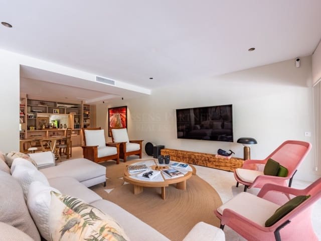 3 sypialnia Apartament na sprzedaż w Lomas De Marbella, Marbella z basenem - 2 300 000 € (Ref: 9095556)