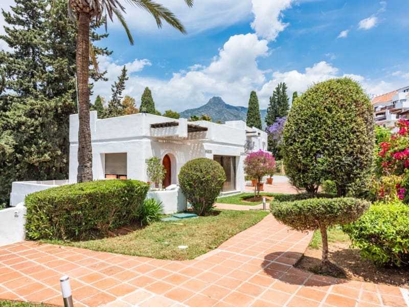 3 soveværelse Lejlighed til salg i Marbella med swimmingpool - € 2.300.000 (Ref: 9095556)