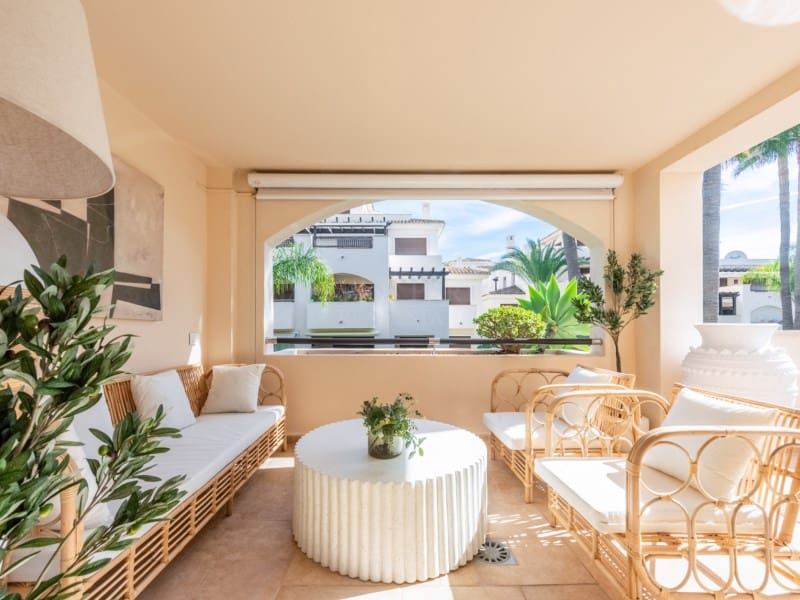 2 chambre Appartement à vendre à Nueva Andalucia avec piscine - 580 000 € (Ref: 9099397)