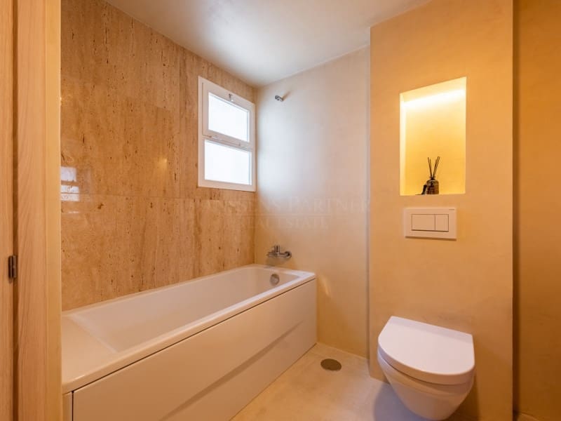 3 bedroom Townhouse for sale in Golden Mile with pool - € 1,495,000 (Ref: 9099398)