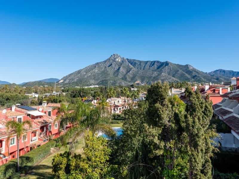 3 soverom Hus til salgs i Marbella med svømmebasseng - € 1 495 000 (Ref: 9099398)