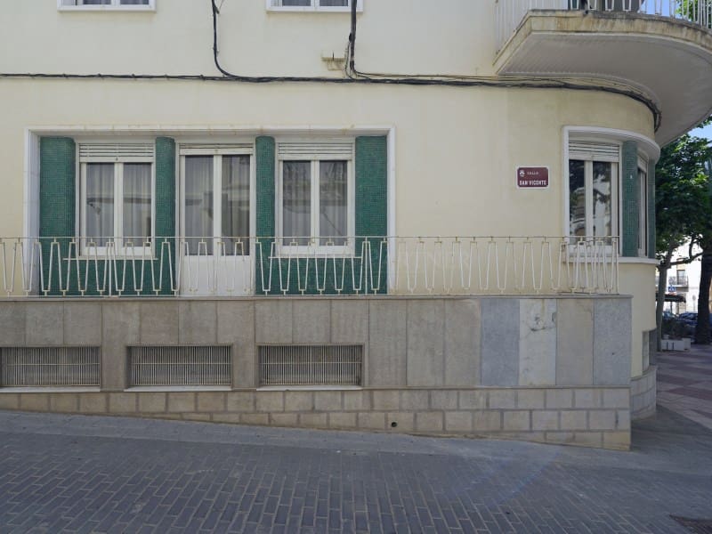 6 soveværelse Byhus til salg i Aspe - € 425.000 (Ref: 9105053)