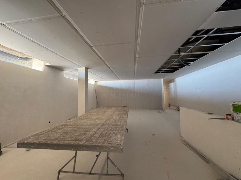 4 bedroom Villa for sale in Benissa with garage - € 3,900,000 (Ref: 9129906)