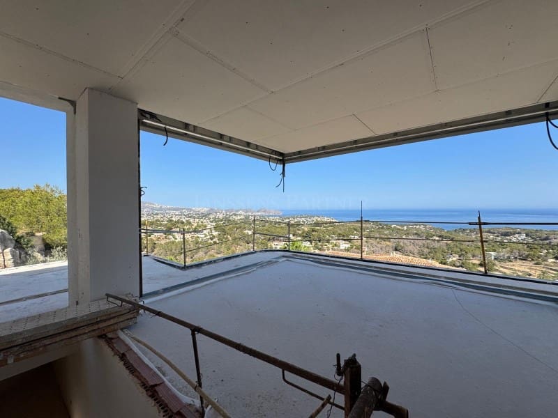 4 bedroom Villa for sale in Benissa with garage - € 3,900,000 (Ref: 9129906)