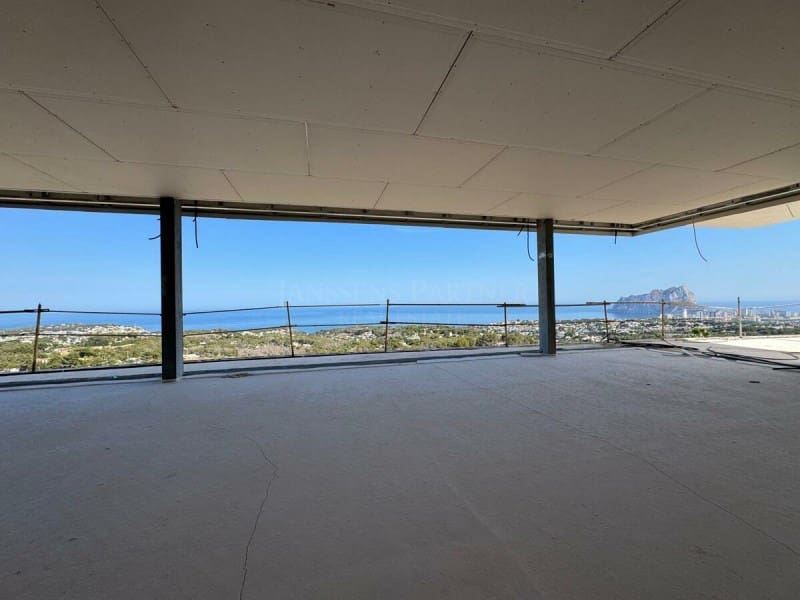 4 bedroom Villa for sale in Benissa with garage - € 3,900,000 (Ref: 9129906)