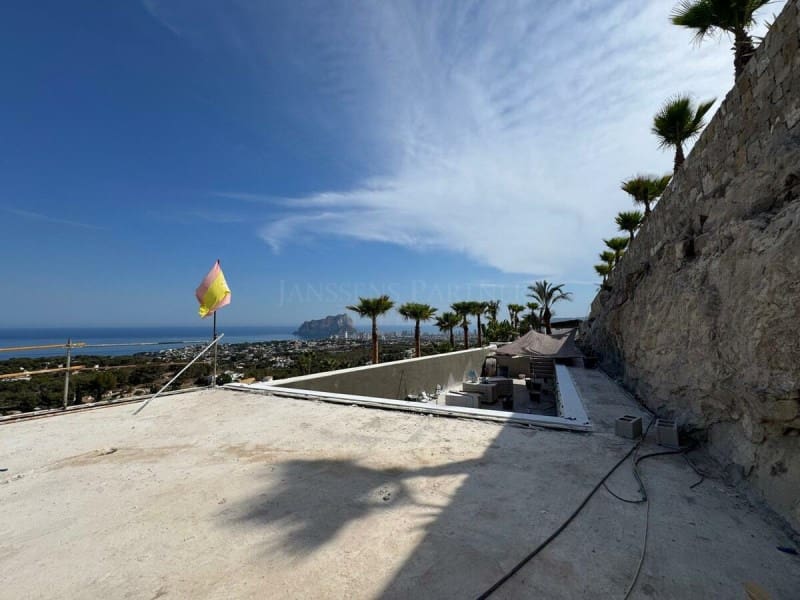 4 bedroom Villa for sale in Benissa with garage - € 3,900,000 (Ref: 9129906)