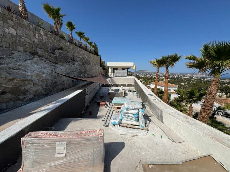 4 bedroom Villa for sale in Benissa with garage - € 3,900,000 (Ref: 9129906)