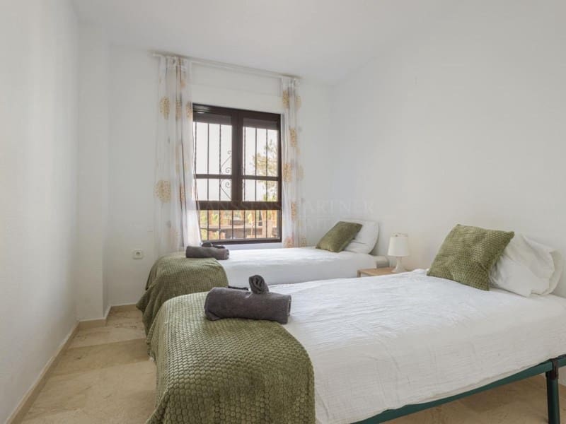 2 bedroom Apartment for sale in Orihuela Costa - € 235,000 (Ref: 9145693)