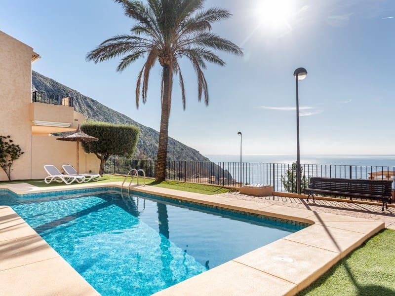 3 makuuhuone Omakotitalo vuokrattavana paikassa Altea - 2 000 € (Ref: 9147334)