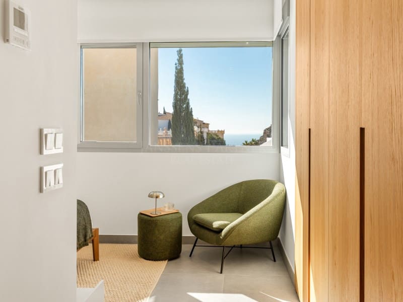 4 bedroom Villa for sale in Cumbre del Sol with pool - € 1,300,000 (Ref: 9406594)