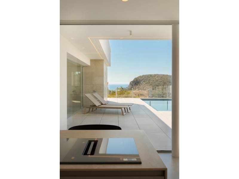 4 bedroom Villa for sale in Cumbre del Sol with pool - € 1,300,000 (Ref: 9406594)