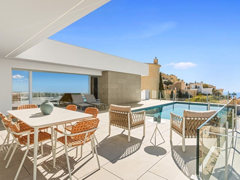 4 bedroom Villa for sale in Cumbre del Sol with pool - € 1,300,000 (Ref: 9406594)