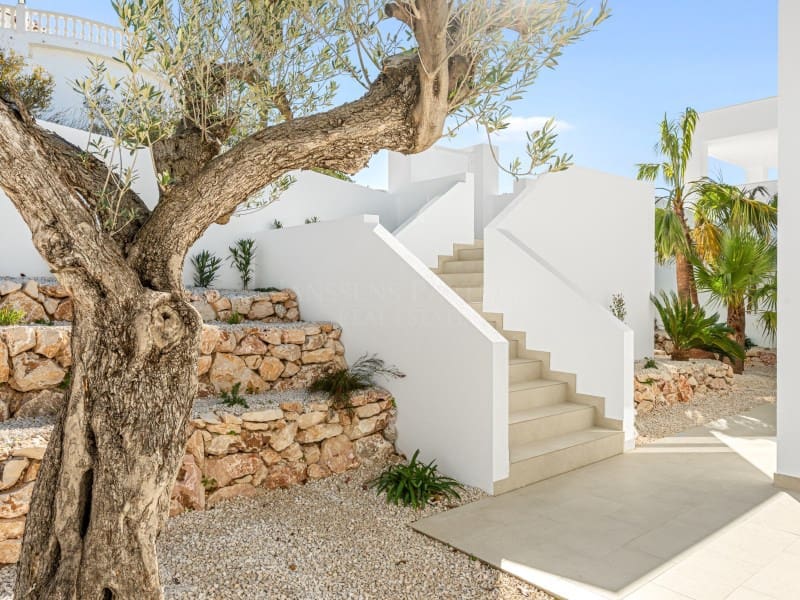 4 bedroom Villa for sale in Cumbre del Sol with pool - € 1,300,000 (Ref: 9406594)