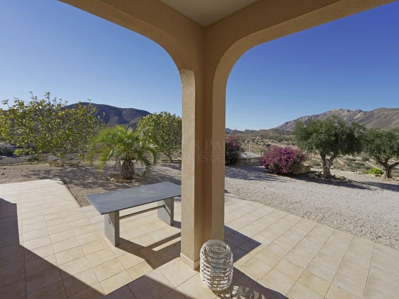 3 Zimmer Villa zu verkaufen in Hondon de las Nieves - 390.000 € (Ref: 9446701)