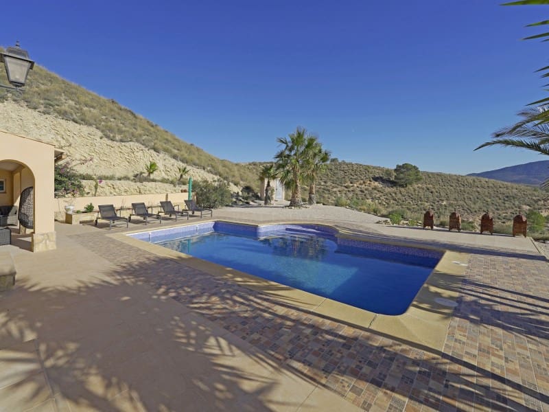 3 Zimmer Villa zu verkaufen in Hondon de las Nieves - 390.000 € (Ref: 9446701)