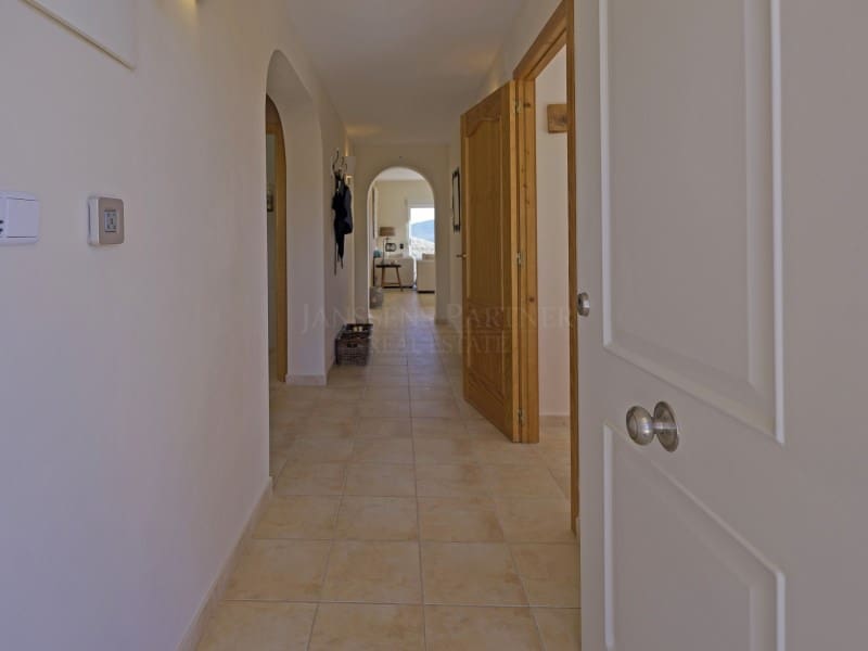 3 Zimmer Villa zu verkaufen in Hondon de las Nieves - 390.000 € (Ref: 9446701)