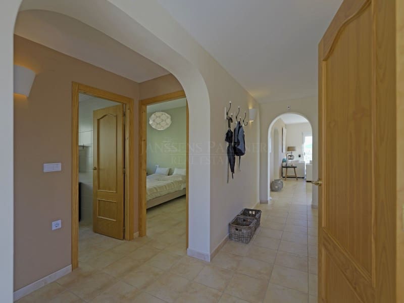 3 Zimmer Villa zu verkaufen in Hondon de las Nieves - 390.000 € (Ref: 9446701)