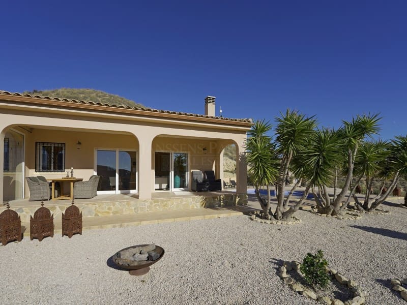 3 Zimmer Villa zu verkaufen in Hondon de las Nieves - 390.000 € (Ref: 9446701)