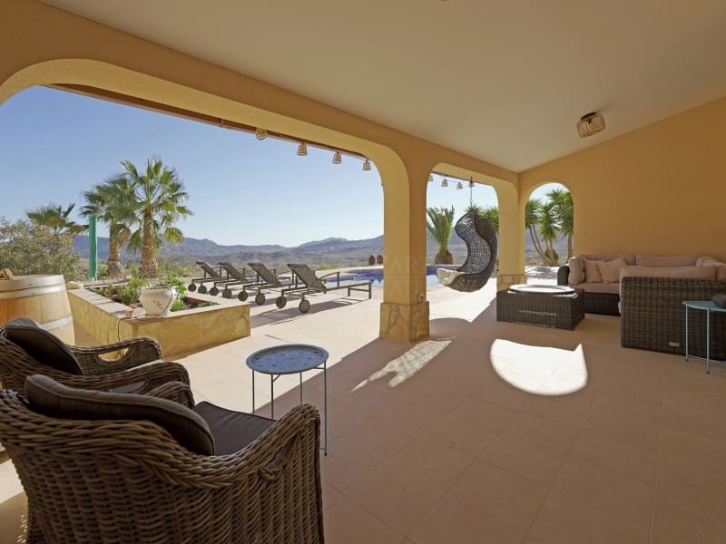 3 Zimmer Villa zu verkaufen in Hondon de las Nieves - 390.000 € (Ref: 9446701)