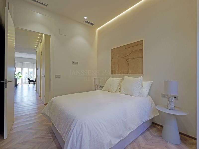 3 bedroom Apartment for rent in Alicante / Alacant city - € 6,500 (Ref: 9456481)