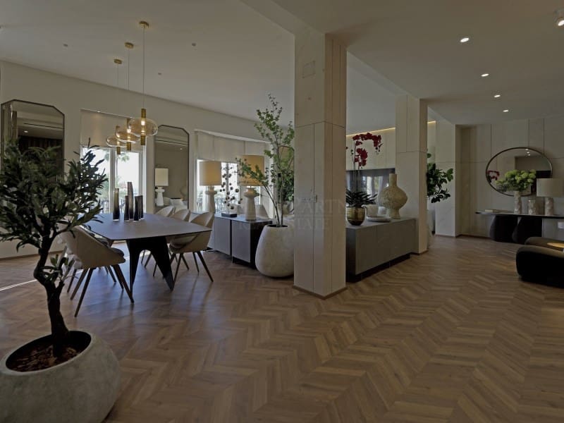 3 bedroom Apartment for sale in Alicante / Alacant city - € 2,700,000 (Ref: 9456482)