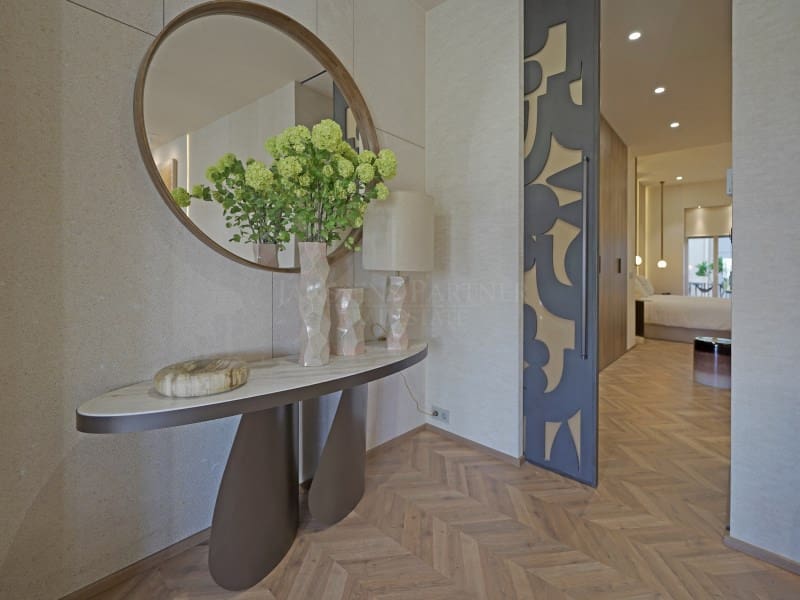 3 bedroom Apartment for sale in Alicante / Alacant city - € 2,700,000 (Ref: 9456482)