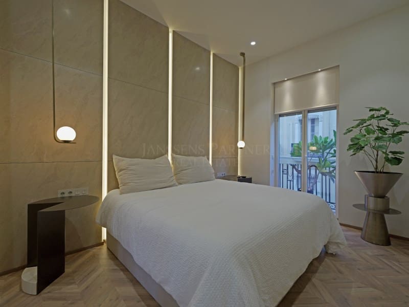 3 bedroom Apartment for sale in Alicante / Alacant city - € 2,700,000 (Ref: 9456482)