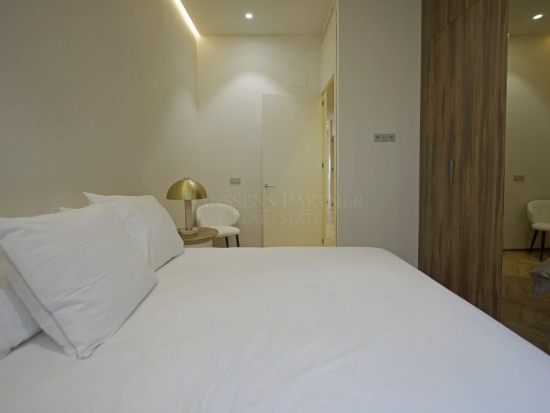 3 bedroom Apartment for sale in Alicante / Alacant city - € 2,700,000 (Ref: 9456482)