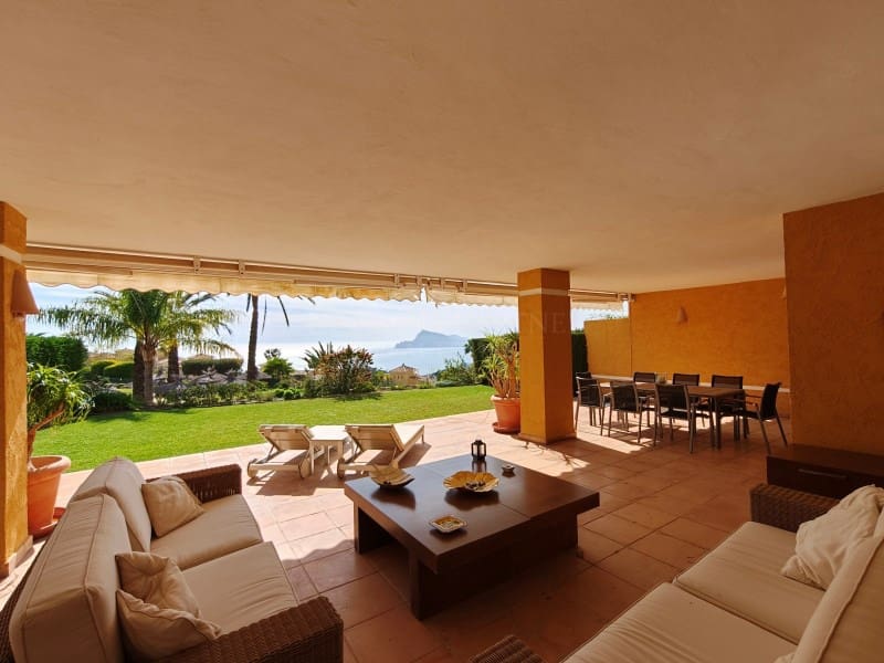 3 bedroom Apartment for sale in Altea - € 1,100,000 (Ref: 9611402)