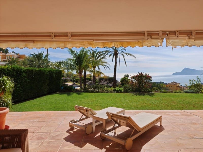 3 bedroom Apartment for sale in Altea - € 1,100,000 (Ref: 9611402)
