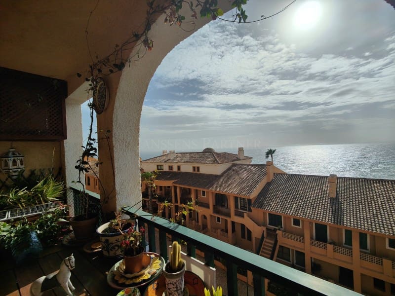 2 bedroom Apartment for sale in Altea with garage - € 350,000 (Ref: 9755592)