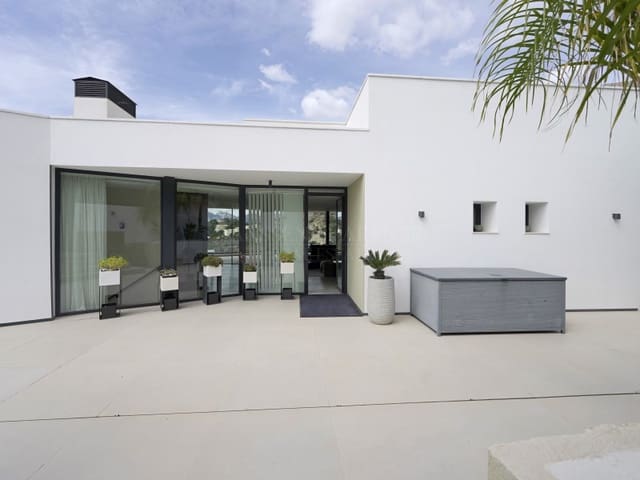 4 sypialnia Willa na sprzedaż w Altea z garażem - 3 150 000 € (Ref: 9785994)