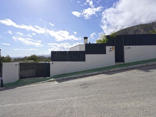 4 sypialnia Willa na sprzedaż w Altea z garażem - 3 150 000 € (Ref: 9785994)