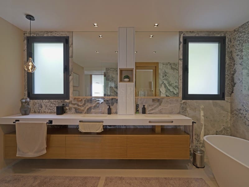 4 soverom Villa til salgs i Altea med garasje - € 3 150 000 (Ref: 9785994)