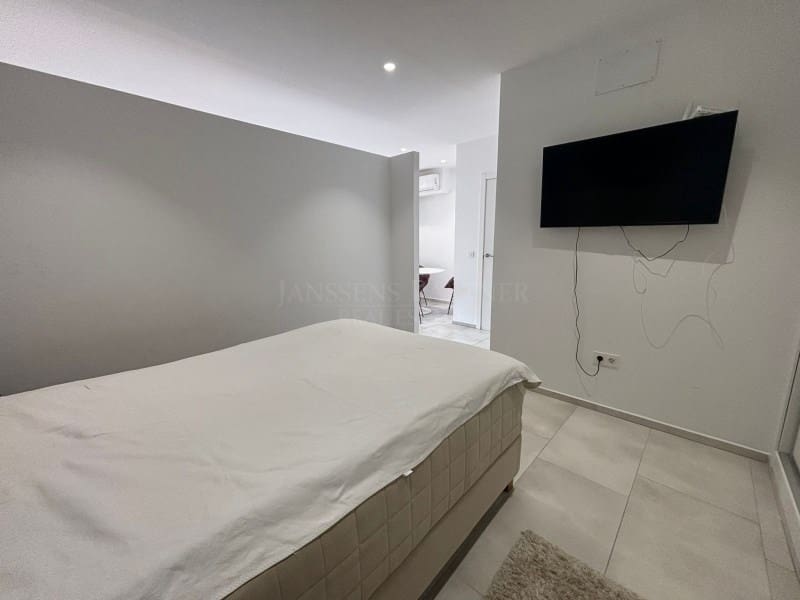 Commercial for rent in Altea with pool - € 850 (Ref: 9825006)