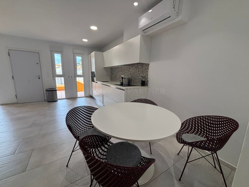 Commercial for rent in Altea with pool - € 850 (Ref: 9825006)