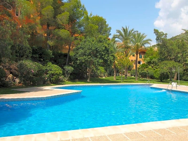 Commercial for rent in Altea with pool - € 850 (Ref: 9825006)