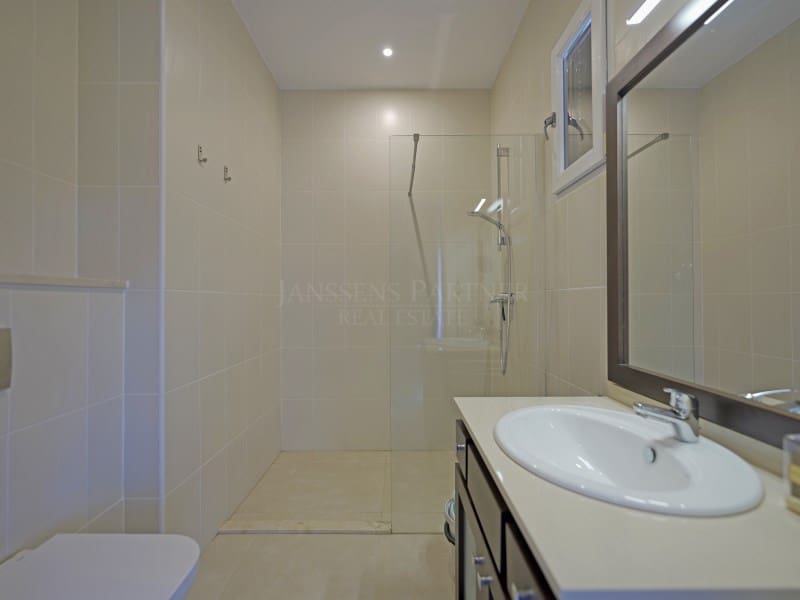 7 bedroom Villa for sale in Hondon de las Nieves - € 725,000 (Ref: 9868504)