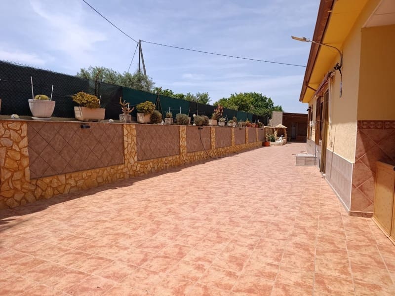 6 makuuhuone Maalaistalo myytävänä paikassa Aspe - 350 000 € (Ref: 9904316)