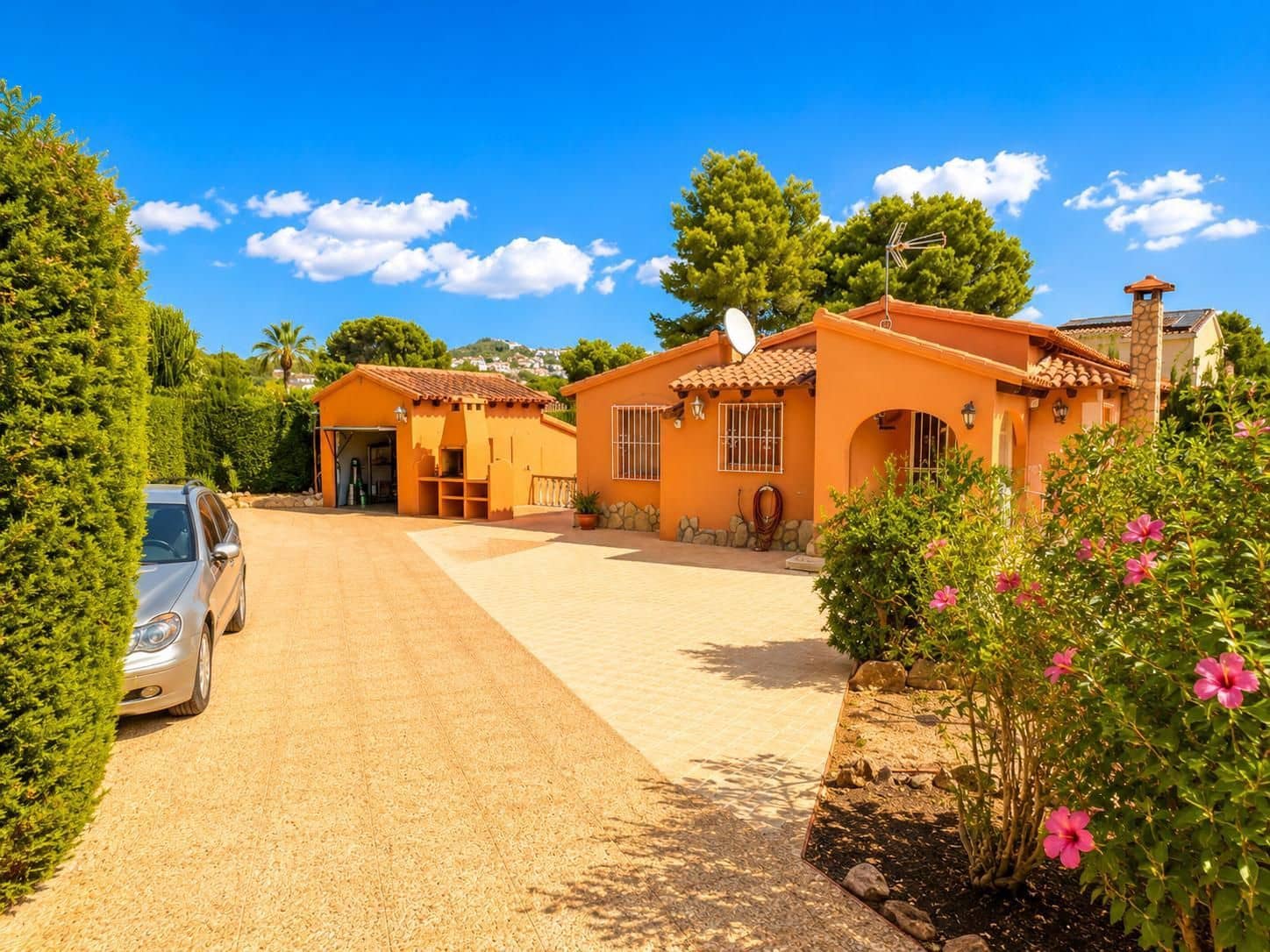 3 Zimmer Villa zu verkaufen in Alfaz del Pi / L'Alfas del Pi mit Pool - 450.000 € (Ref: 10036334)