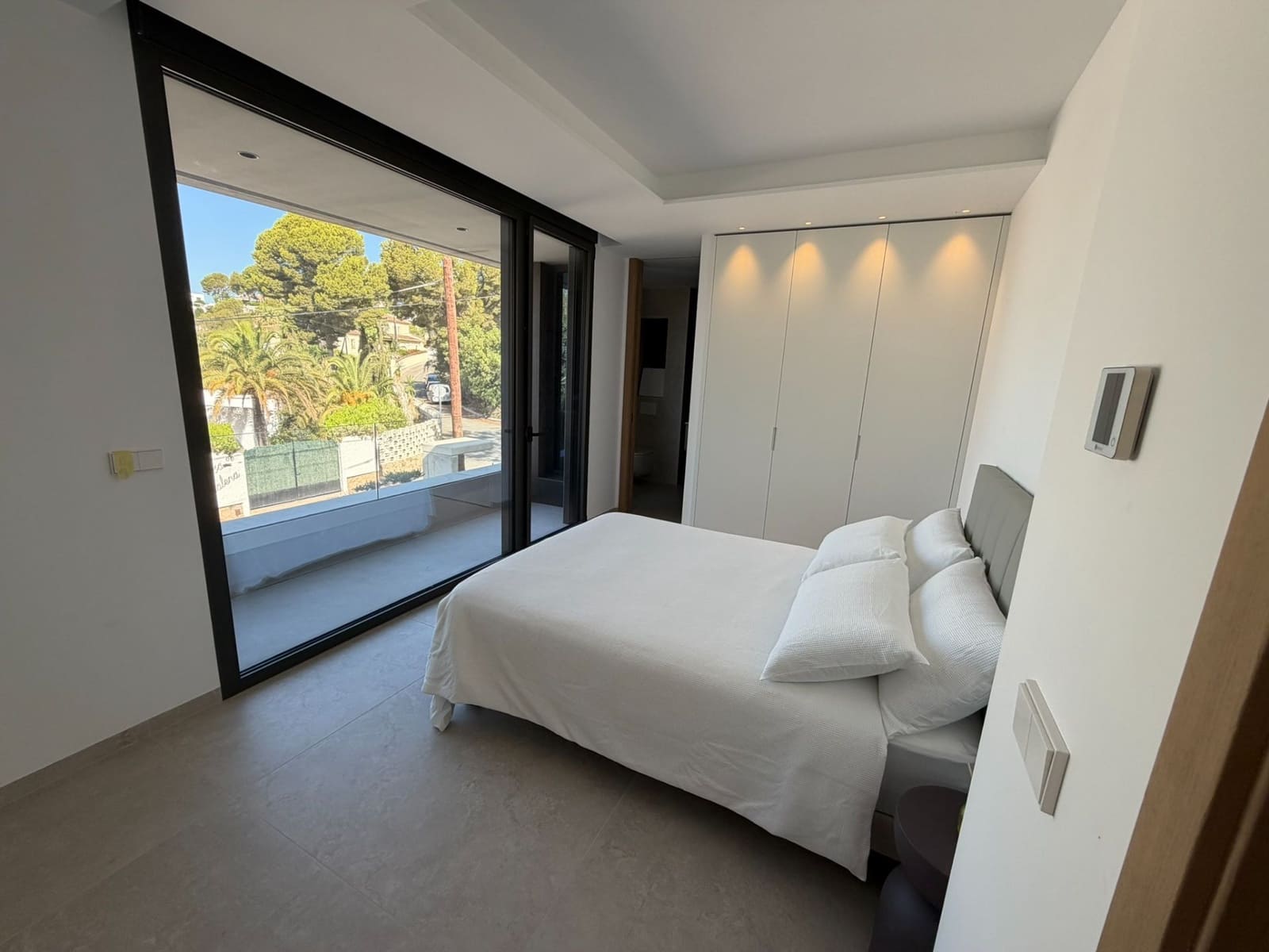 4 bedroom Villa for sale in Altea with pool garage - € 2,295,000 (Ref: 10040319)