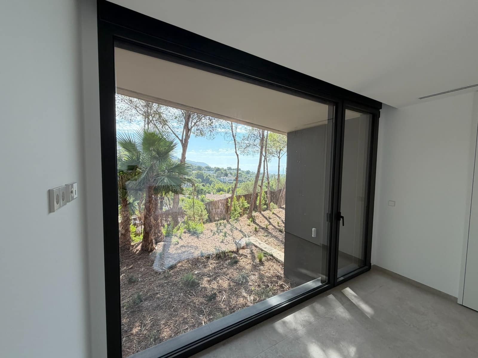 4 bedroom Villa for sale in Altea with pool garage - € 2,295,000 (Ref: 10040319)