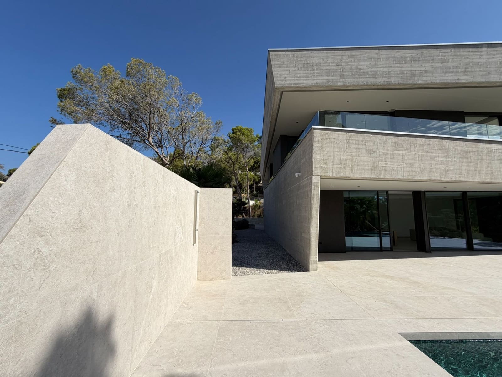 4 bedroom Villa for sale in Altea with pool garage - € 2,295,000 (Ref: 10040319)