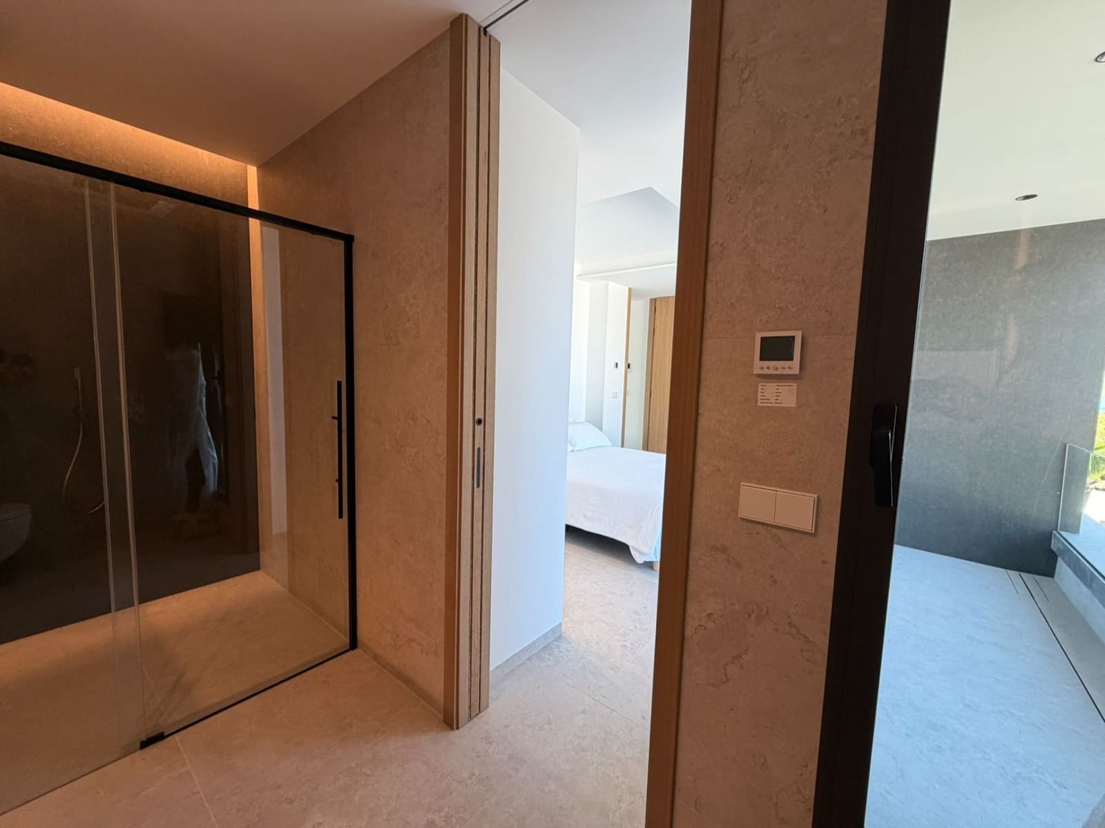 4 bedroom Villa for sale in Altea with pool garage - € 2,295,000 (Ref: 10040319)