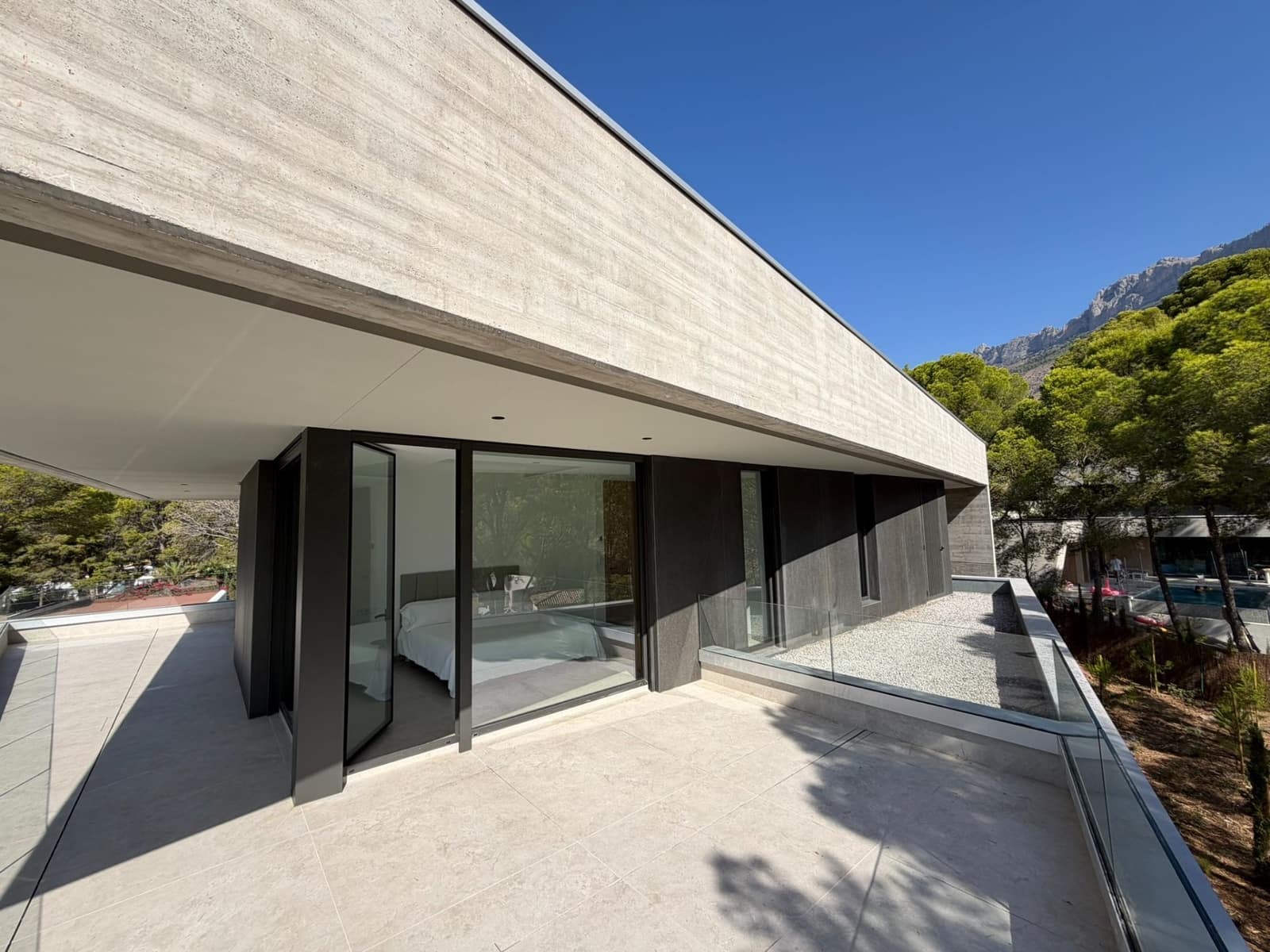 4 bedroom Villa for sale in Altea with pool garage - € 2,295,000 (Ref: 10040319)