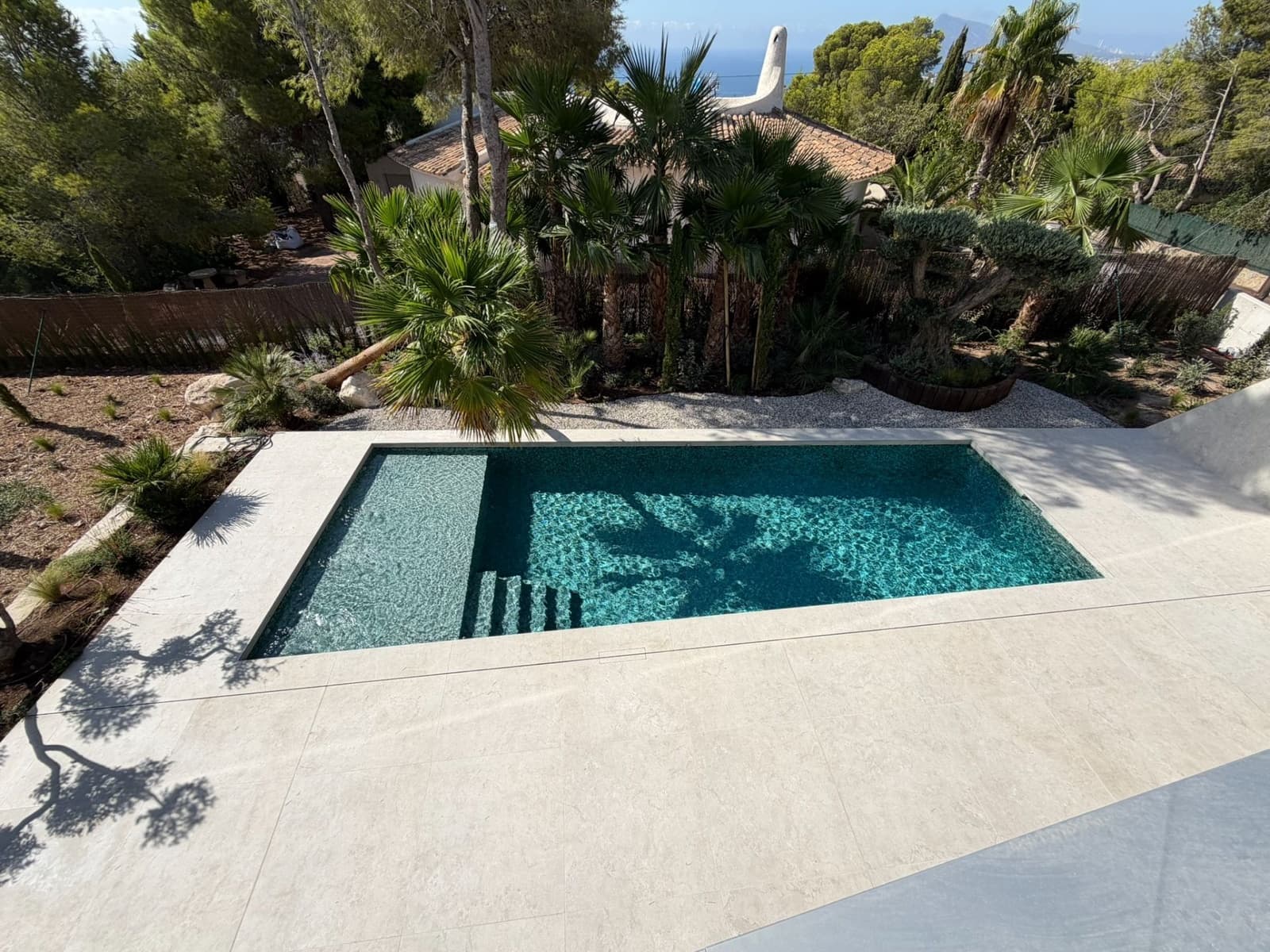 4 bedroom Villa for sale in Altea with pool garage - € 2,295,000 (Ref: 10040319)