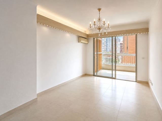 1 Zimmer Apartment zu verkaufen in Benidorm mit Pool Garage - 160.000 € (Ref: 10057962)