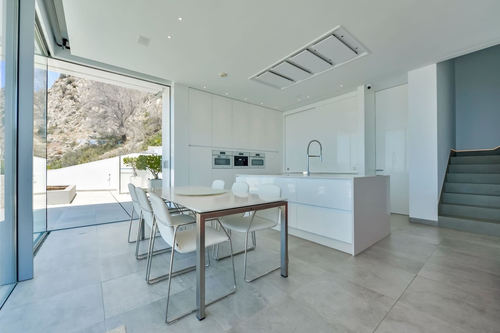Chalet de 3 habitaciones en Altea en venta con piscina garaje - 2.695.000 € (Ref: 10074901)