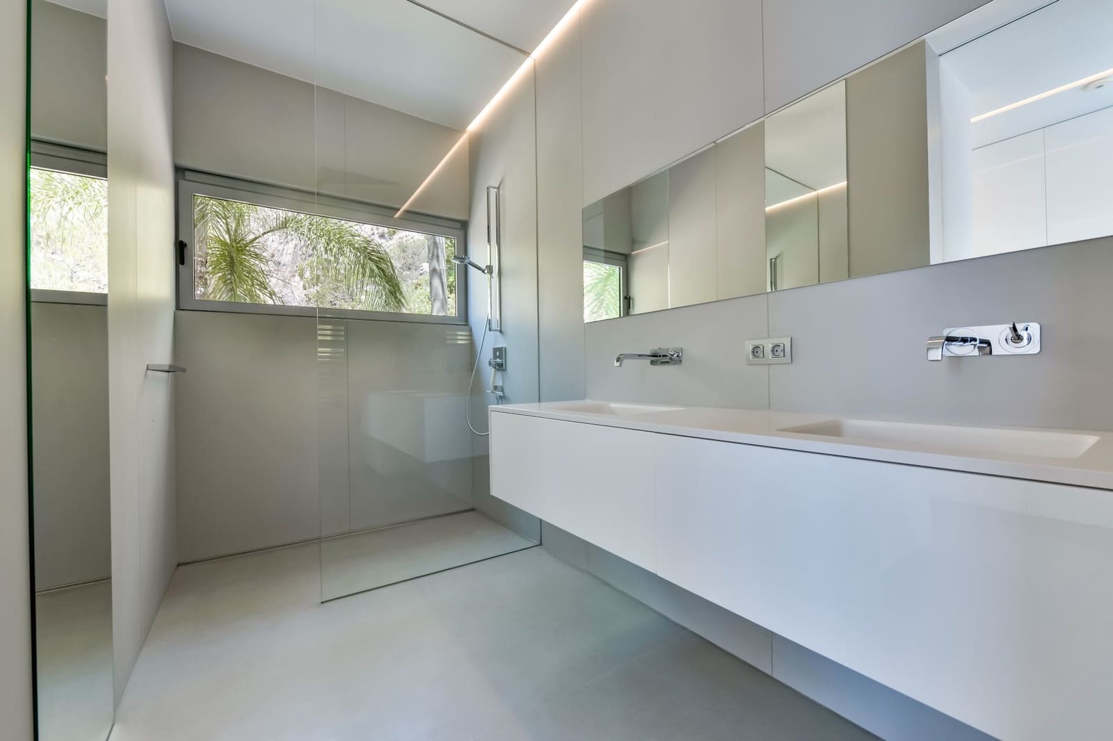 Chalet de 3 habitaciones en Altea en venta con piscina garaje - 2.695.000 € (Ref: 10074901)