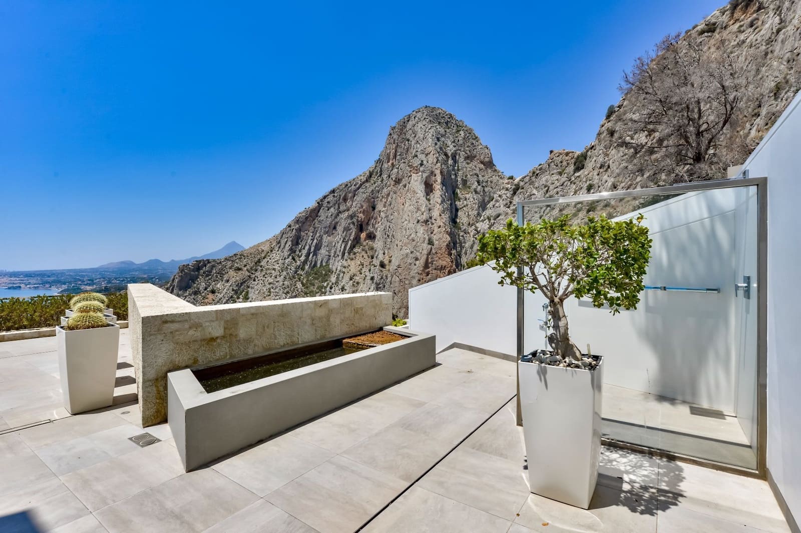 Chalet de 3 habitaciones en Altea en venta con piscina garaje - 2.695.000 € (Ref: 10074901)